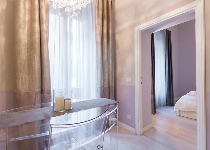 Apartment Ara Pacis Luxury By Caprirooms Rome